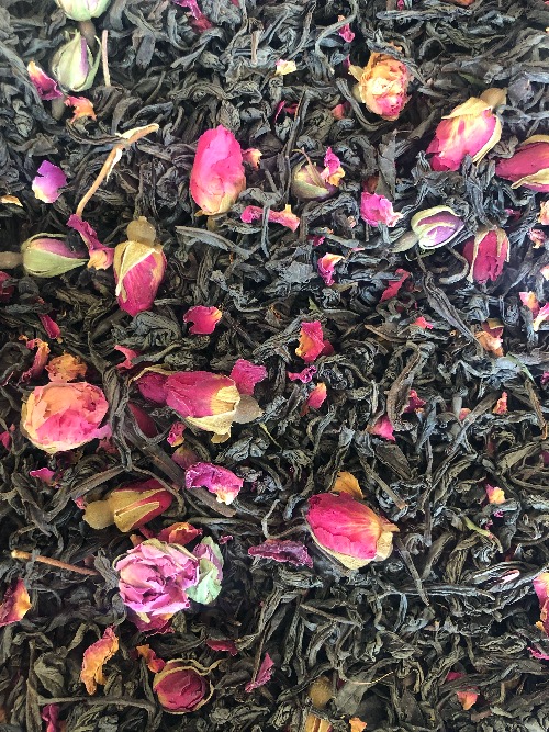 zwarte thee met rozenbloesem